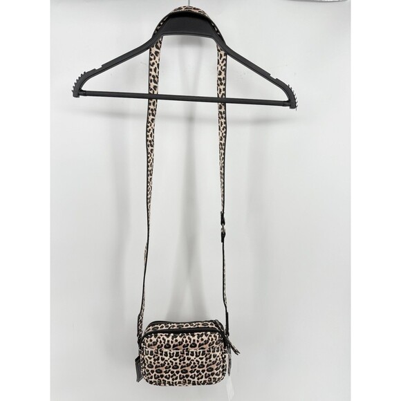 NWT Ed Hardy Heart & Rose Crossbody Bag - Cheetah Print - Picture 5 of 9
